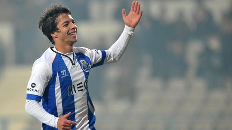 Oliver Torres ketika memperkuat FC Porto. - INDOSPORT
